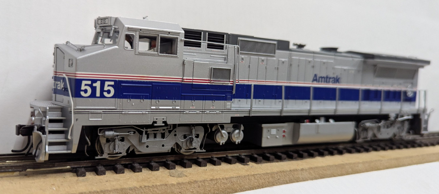 LD Atlas - Dash-8 Amtrak 515 - H0 (1:87)